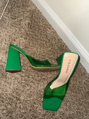 Liliana Green Patent Block Heel Slide Mules